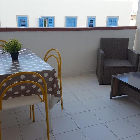 Annalisa Apartments 300 M Dal Mare 圣维托罗卡波 外观 照片
